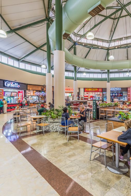 Praça de Alimentação no Tivoli Shopping